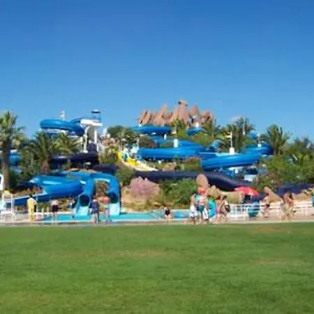 Charming In Albufeira, 60 M², Mountain View Апартаменти *