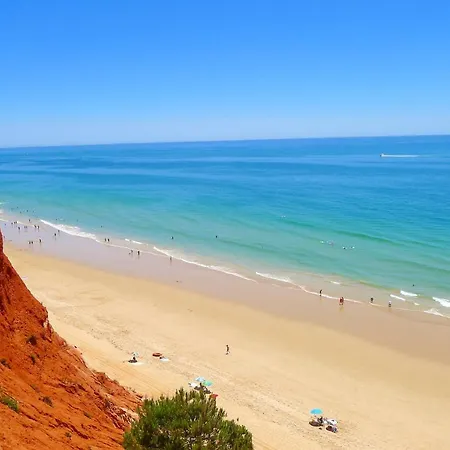 Charming In Albufeira, 60 M², Mountain View Апартаменти *