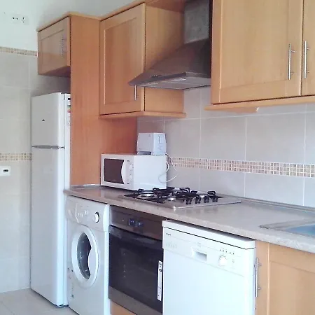 Charming In Albufeira, 60 M², Mountain View * 알부페이라