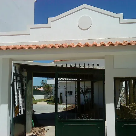 아파트 Charming In Albufeira, 60 M², Mountain View 알부페이라
