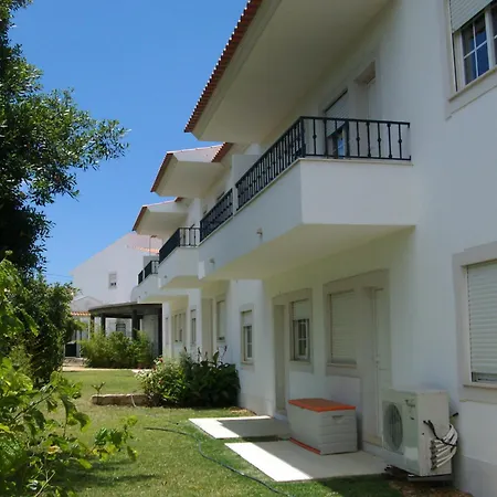 Appartement Charming In Albufeira, 60 M², Mountain View