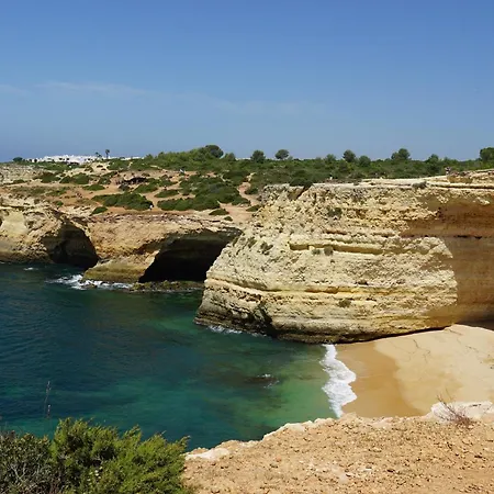 Charming In Albufeira, 60 M², Mountain View 아파트 *