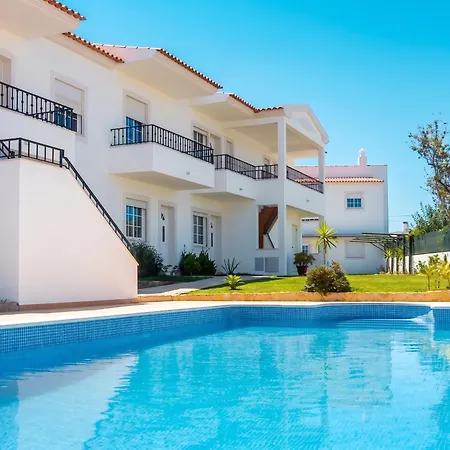 아파트 Charming In Albufeira, 60 M², Mountain View