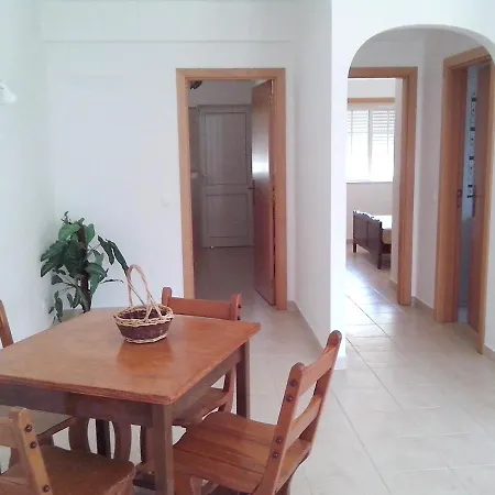Charming In Albufeira, 60 M², Mountain View 아파트 *